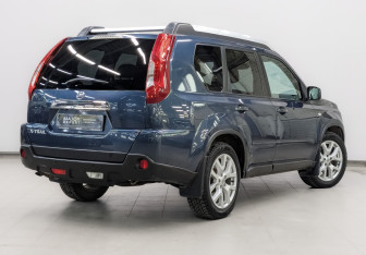 Подержанный автомобиль Nissan X-Trail 2011 года (5 фото)