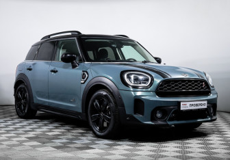 Подержанный автомобиль MINI Countryman 2021 года (3 фото)