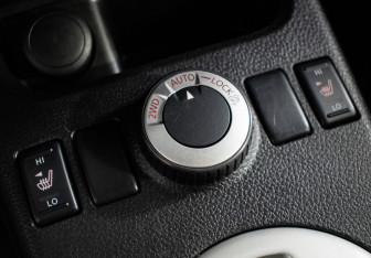 Подержанный автомобиль Nissan X-Trail 2013 года (14 фото)