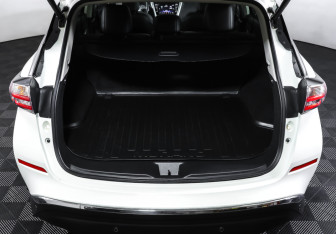 Подержанный автомобиль Nissan Murano Suv 2021 года (10 фото)