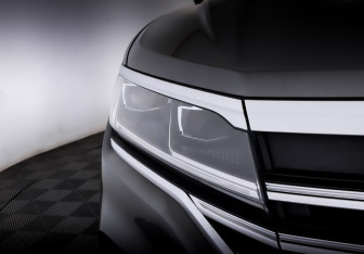Подержанный автомобиль Volkswagen Touareg 2021 года (17 фото)