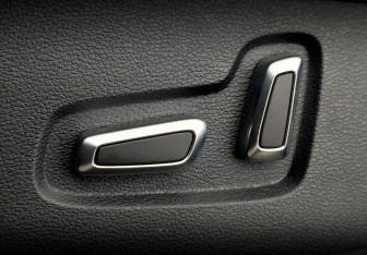 Подержанный автомобиль JAC T9 2024 года (21 фото)