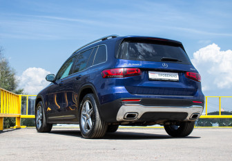 Подержанный автомобиль Mercedes-Benz GLB 2020 года (6 фото)