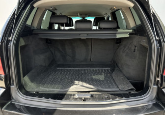 Подержанный автомобиль BMW X3 2010 года (15 фото)