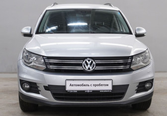 Подержанный автомобиль Volkswagen Tiguan 2011 года (2 фото)
