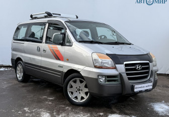 Подержанный автомобиль Hyundai Starex 2007 года (3 фото)