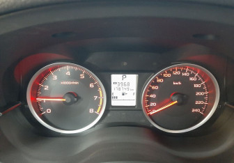 Подержанный автомобиль Subaru Forester Suv 2015 года (13 фото)