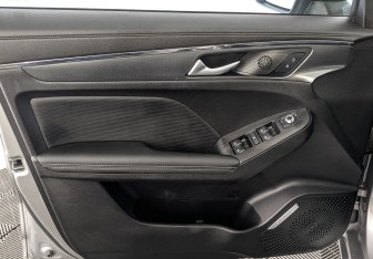 Подержанный автомобиль Haval Jolion 2023 года (19 фото)