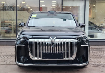 Новый Voyah Dream 2025 (2 фото)