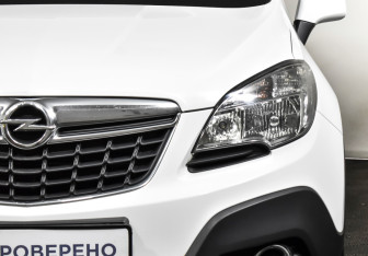 Подержанный автомобиль Opel Mokka 2013 года (18 фото)