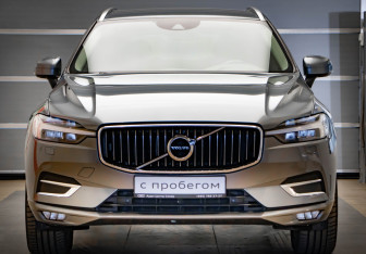 Подержанный автомобиль Volvo XC60 2021 года (2 фото)