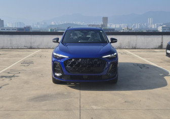 Новый Audi Q5 2025 (4 фото)