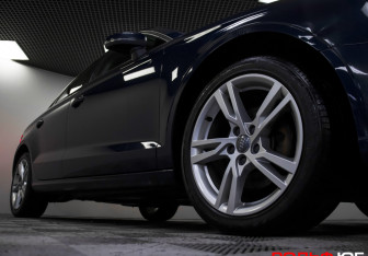 Подержанный автомобиль Audi A3 Sedan 2018 года (22 фото)