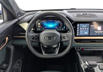 Подержанный автомобиль Geely Monjaro 2024 года (22 фото)