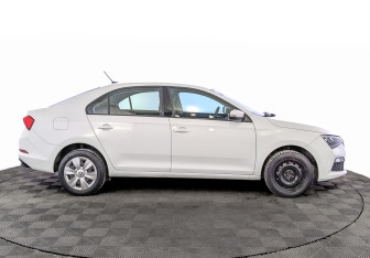 Подержанный автомобиль Skoda Rapid Liftback 2020 года (4 фото)