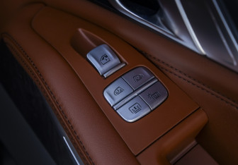 Подержанный автомобиль BMW X7 2022 года (22 фото)