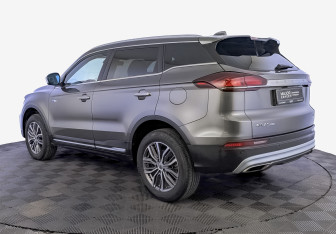 Подержанный автомобиль Geely Atlas Pro 2024 года (7 фото)