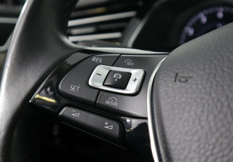 Подержанный автомобиль Volkswagen Passat Wagon 2018 года (8 фото)