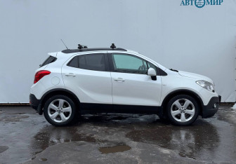 Подержанный автомобиль Opel Mokka 2013 года (4 фото)