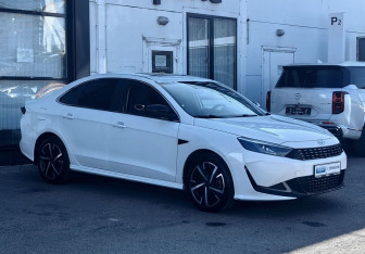 Подержанный автомобиль Kaiyi E5 2023 года (3 фото)