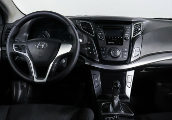 Подержанный автомобиль Hyundai i40 Wagon 2015 года (9 фото)