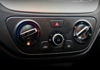 Подержанный автомобиль Hyundai Solaris Sedan 2020 года (17 фото)