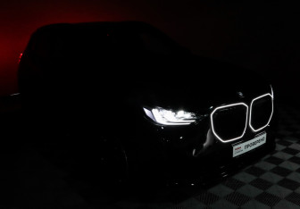 Подержанный автомобиль BMW X3 2024 года (19 фото)
