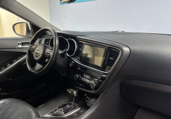 Подержанный автомобиль Kia Optima Sedan 2015 года (19 фото)