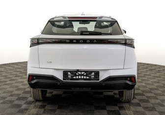 Новый Omoda C5 2026 (6 фото)