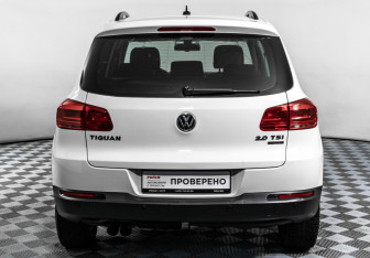 Подержанный автомобиль Volkswagen Tiguan 2012 года (6 фото)