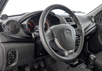 Подержанный автомобиль LADA (ВАЗ) Granta Sedan 2022 года (15 фото)