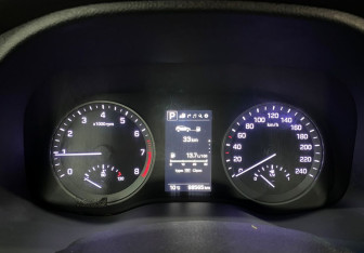 Подержанный автомобиль Hyundai Tucson 2017 года (12 фото)