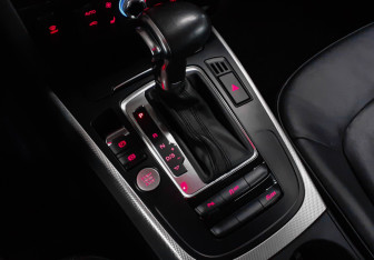 Подержанный автомобиль Audi A5 Coupe 2012 года (15 фото)