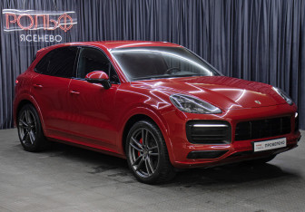 Подержанный автомобиль Porsche Cayenne 2021 года (3 фото)