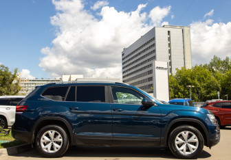 Подержанный автомобиль Volkswagen Teramont 2019 года (3 фото)