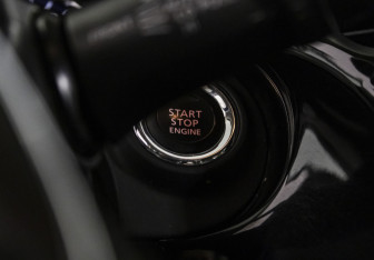 Подержанный автомобиль Mitsubishi Outlander 2017 года (19 фото)