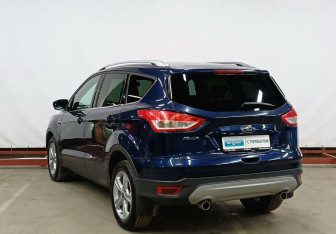 Подержанный автомобиль Ford Kuga 2013 года (7 фото)