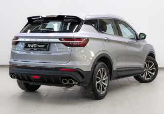 Подержанный автомобиль Geely Coolray 2023 года (5 фото)