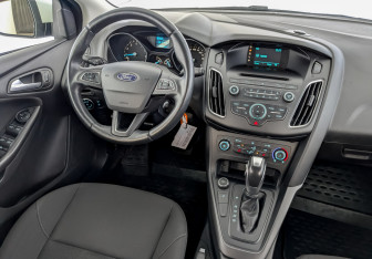 Подержанный автомобиль Ford Focus Hatchback 2018 года (29 фото)