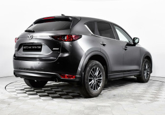 Подержанный автомобиль Mazda CX-5 2019 года (3 фото)