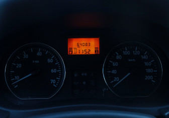 Подержанный автомобиль Nissan Almera Sedan 2015 года (14 фото)