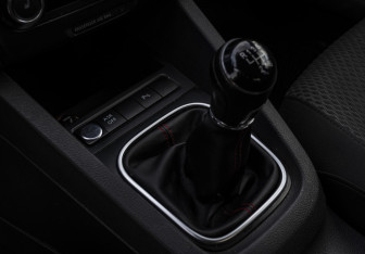 Подержанный автомобиль Volkswagen Jetta Sedan 2011 года (12 фото)