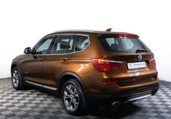 Подержанный автомобиль BMW X3 2017 года (7 фото)
