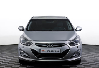 Подержанный автомобиль Hyundai i40 Sedan 2013 года (2 фото)