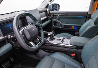 Подержанный автомобиль Jetour T2 2024 года (10 фото)