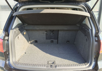 Подержанный автомобиль Volkswagen Tiguan 2011 года (9 фото)