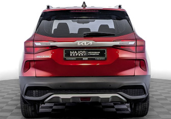 Подержанный автомобиль Kia Seltos 2022 года (6 фото)