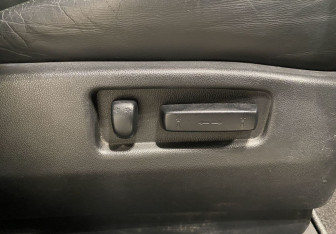 Подержанный автомобиль Acura MDX 2009 года (20 фото)