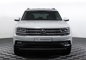 Подержанный автомобиль Volkswagen Teramont 2019 года (2 фото)