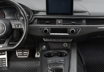 Подержанный автомобиль Audi A5 Coupe 2016 года (14 фото)